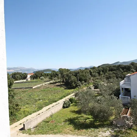 Leme - Comfort One Bedroom With Garden View Apt5 شقة *