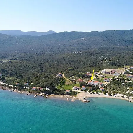 Leme - Comfort One Bedroom With Garden View Apt5 * Drače